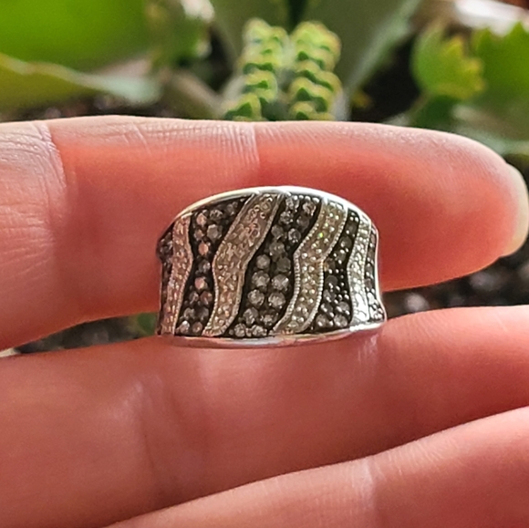 925 Sterling Silver Zebra Pattern ring - Picture 5 of 11